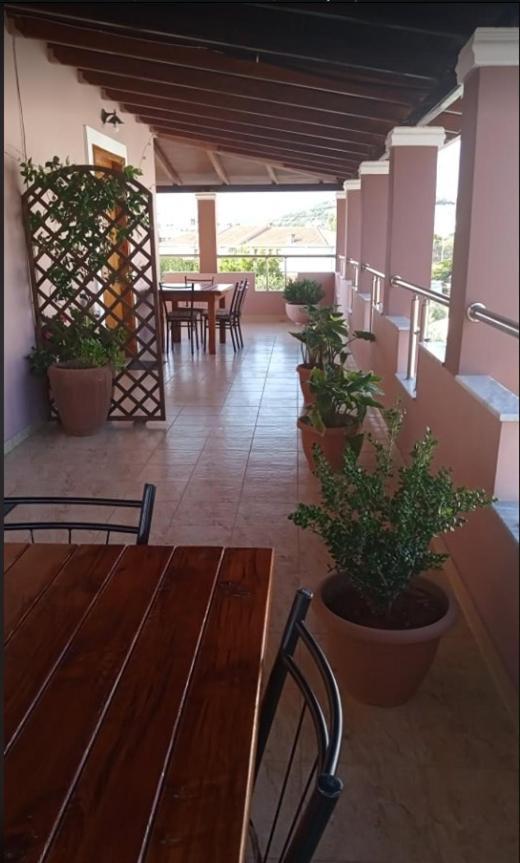 Victoria Apartments Ksamil Bagian luar foto